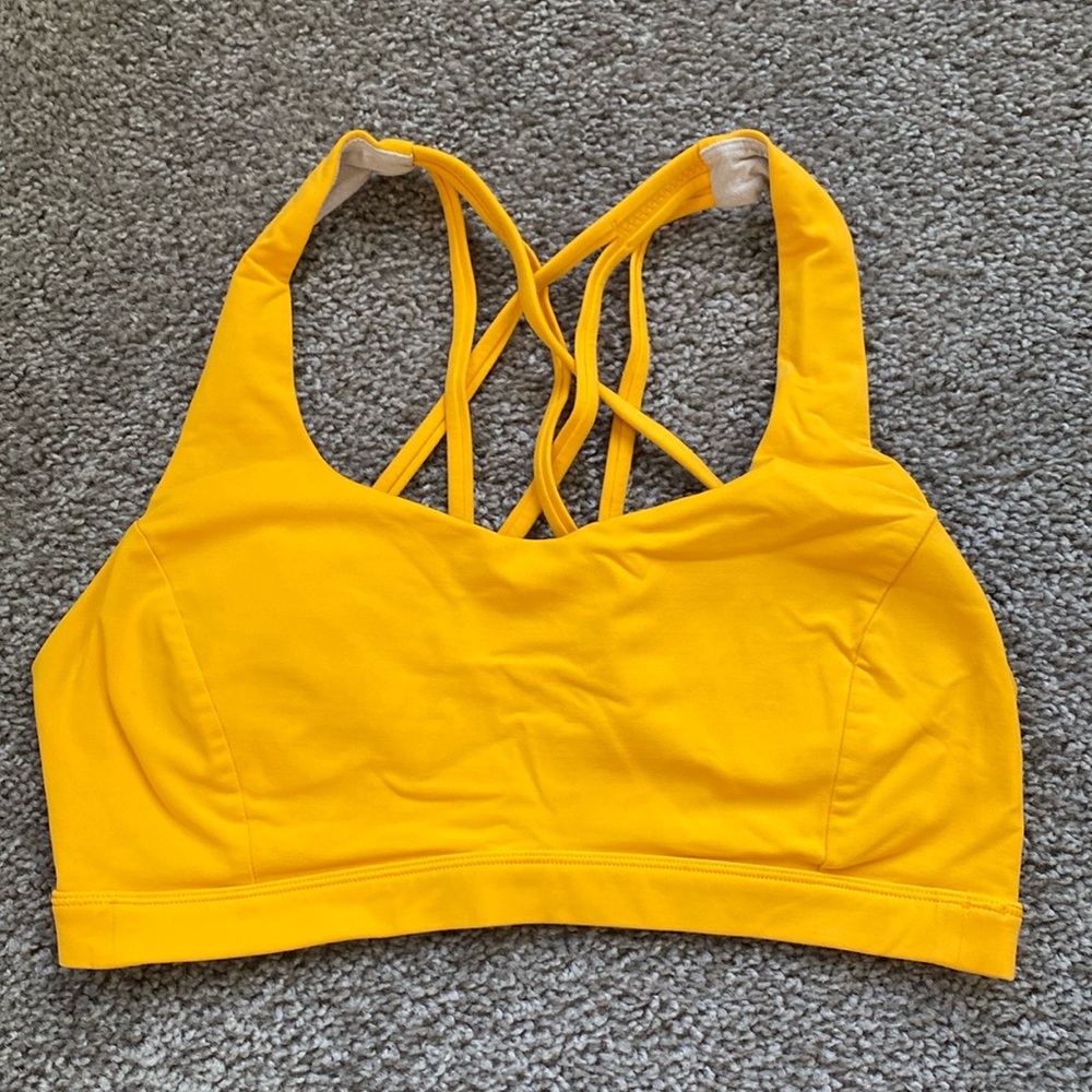 Lululemon bra size 8